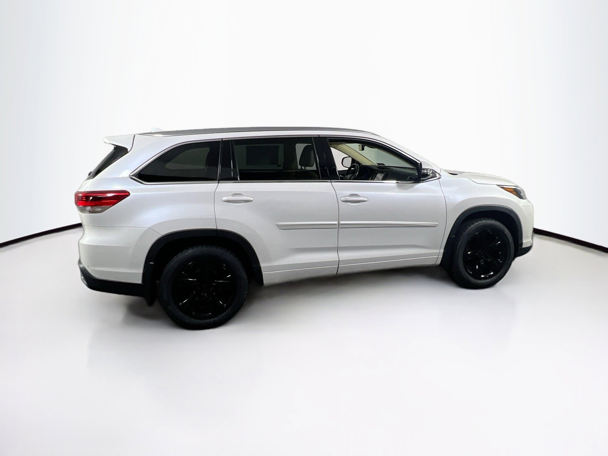 Used 2018 Toyota Highlander Limited Platinum w/ Protection Package #3 image 4