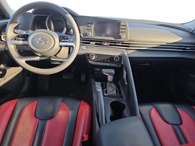 Used 2021 Hyundai Elantra SEL FWD image 12