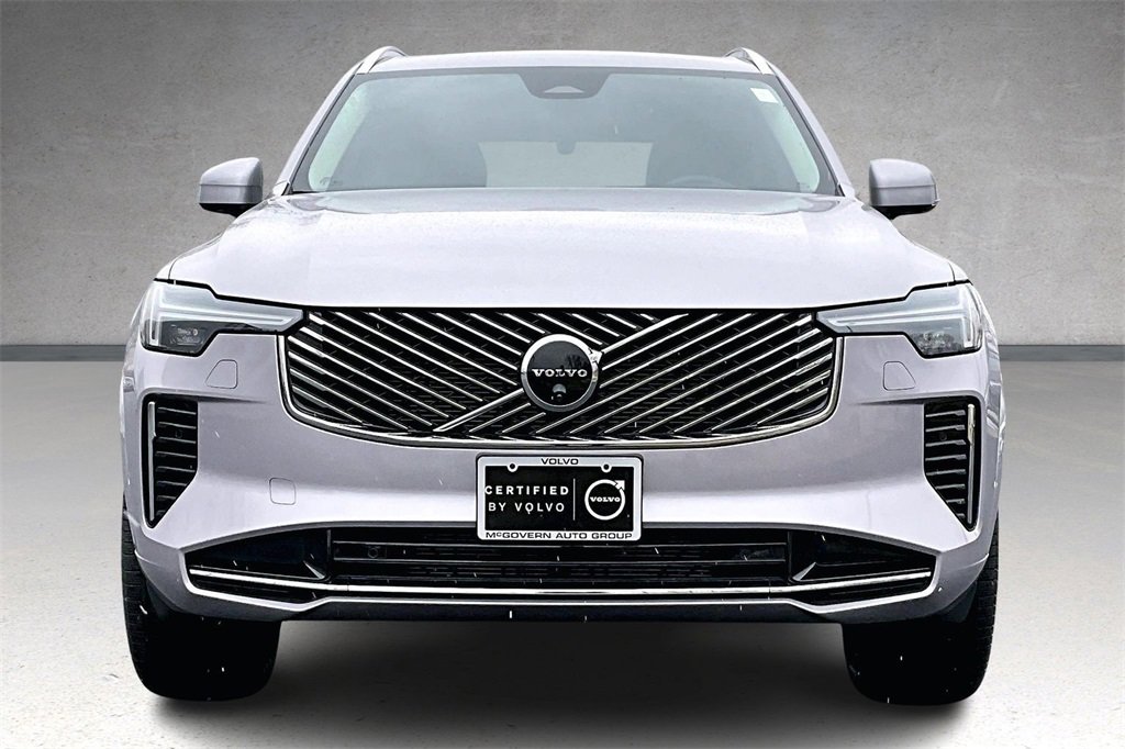 Used 2026 Volvo XC90 B5 Plus w/ Protection Package image 2