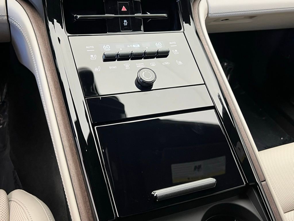 New 2025 Porsche Panamera image 11