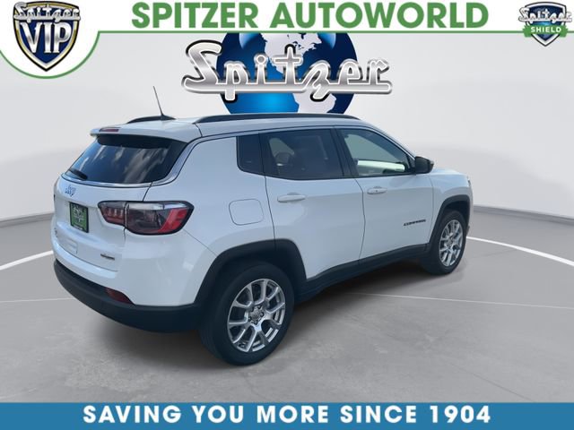 Used 2023 Jeep Compass Latitude image 9