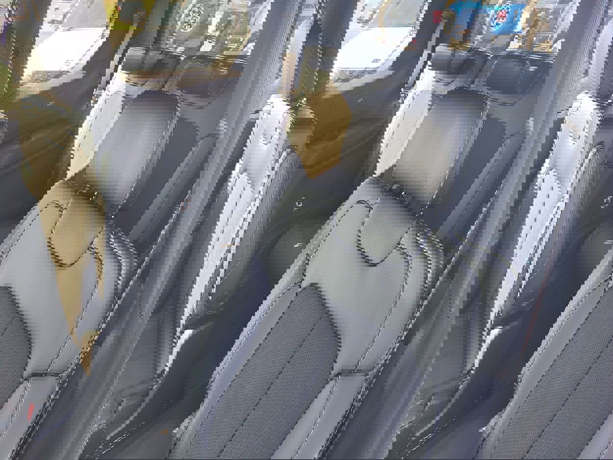 New 2025 Jeep Grand Cherokee L Altitude image 11