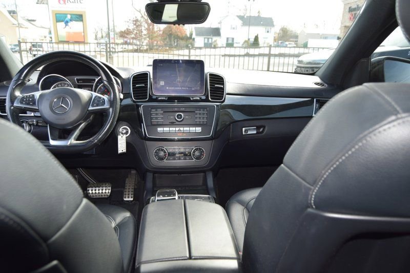 Used 2019 Mercedes-Benz GLE 43 AMG 4MATIC w/ Premium 3 Package image 22