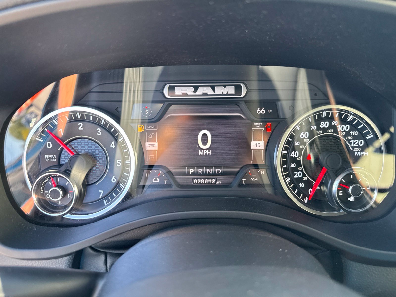 Used 2023 RAM 1500 Laramie AWD/4WD image 33