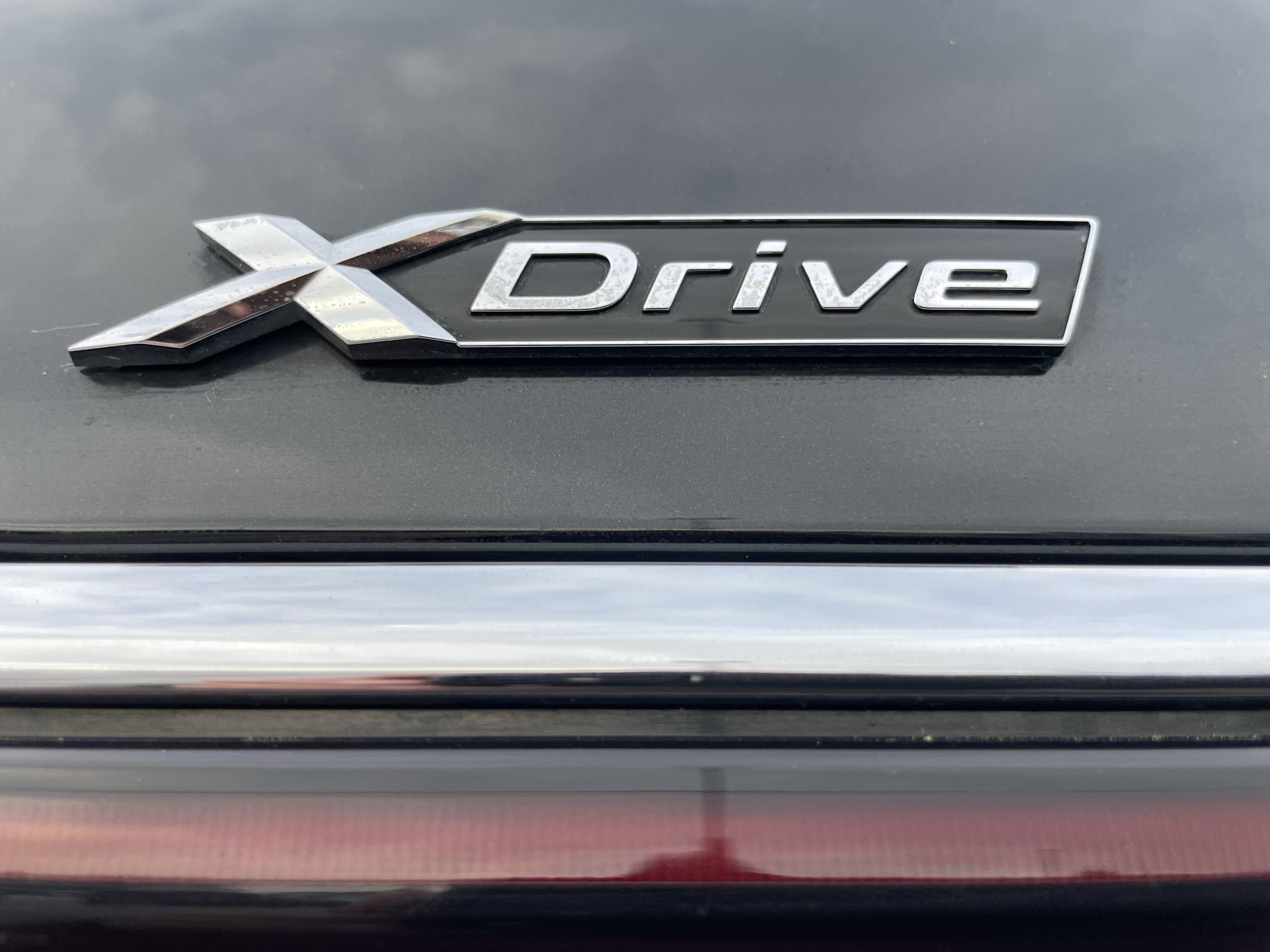 Used 2022 BMW 750i xDrive image 34