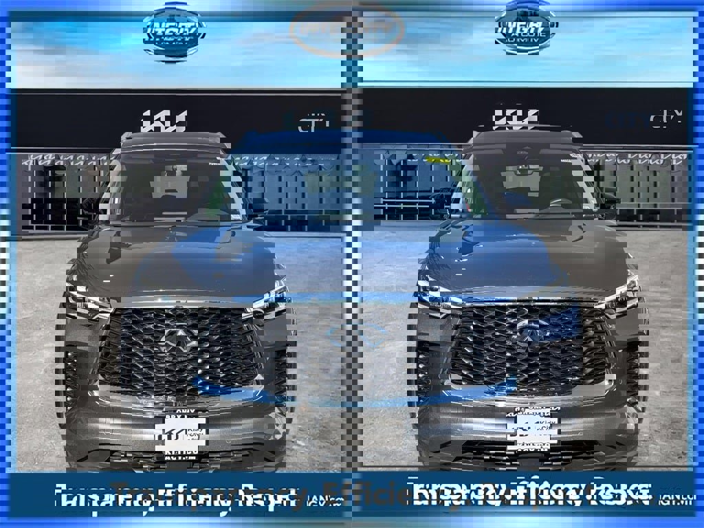 Used 2024 INFINITI QX60 Luxe image 2