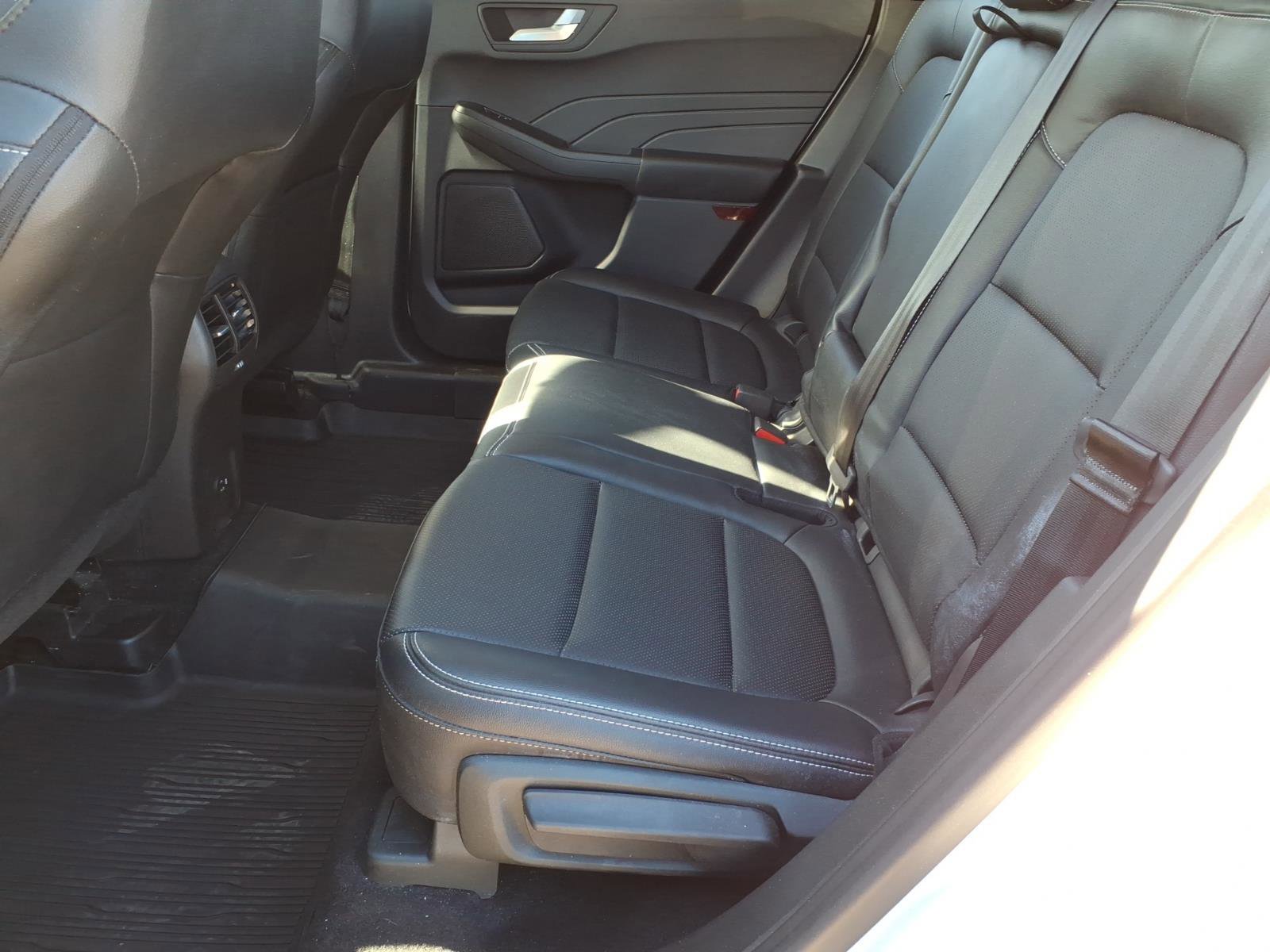 Certified 2022 Ford Escape SEL image 11