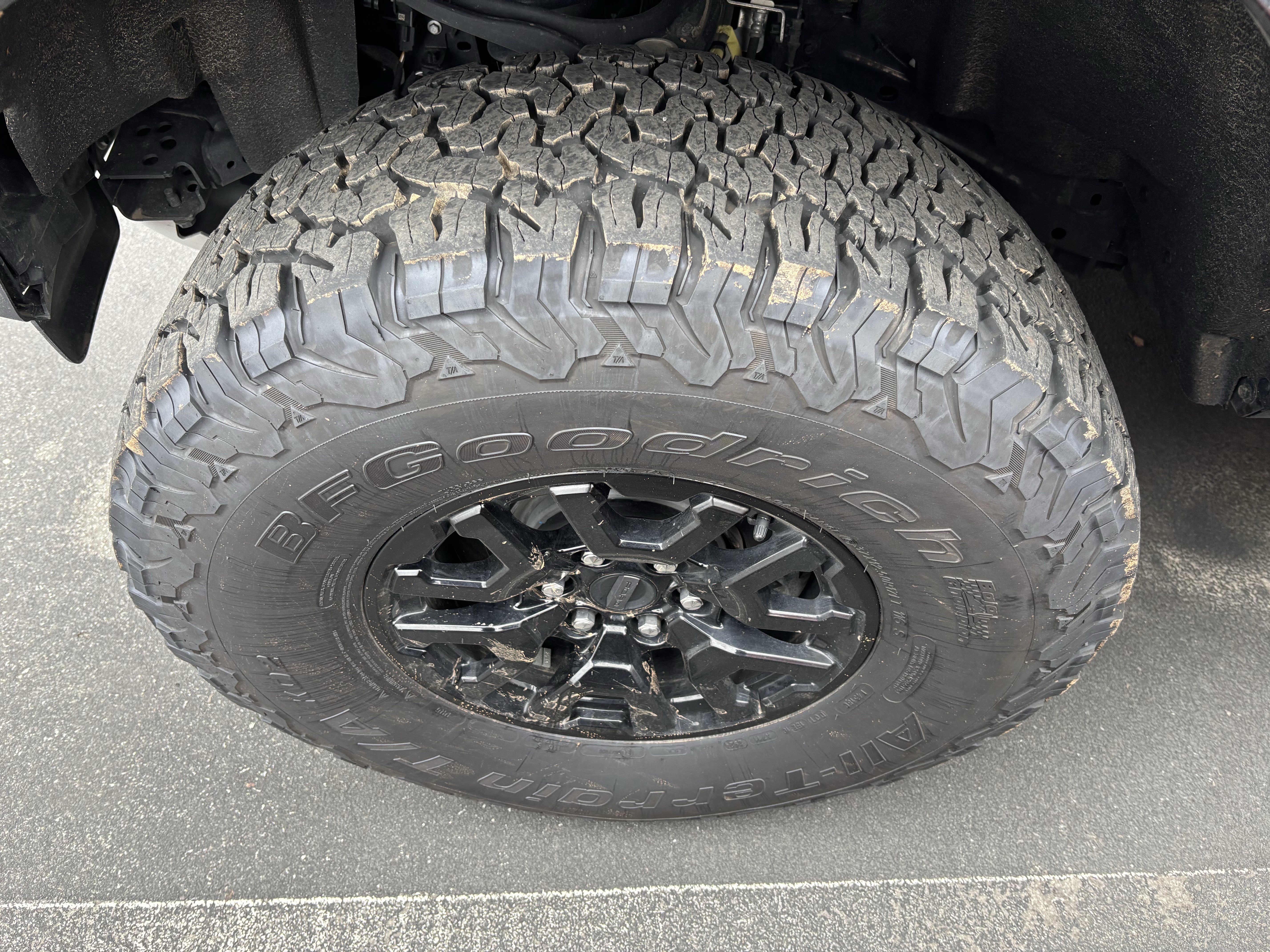 Used 2024 Ford Bronco Raptor w/ Interior Carbon Fiber Pack 6 image 33