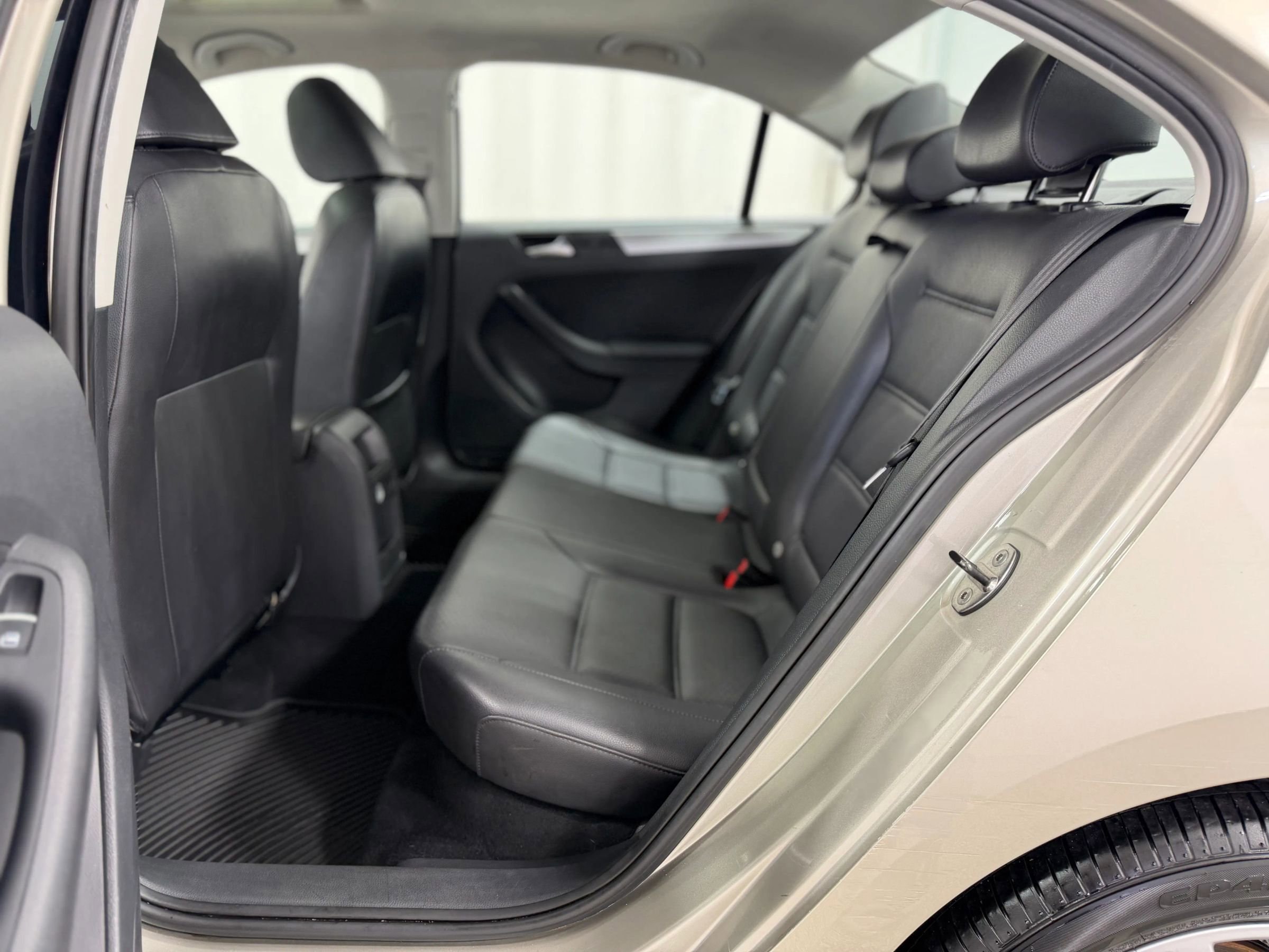 Used 2013 Volkswagen Jetta SE image 33