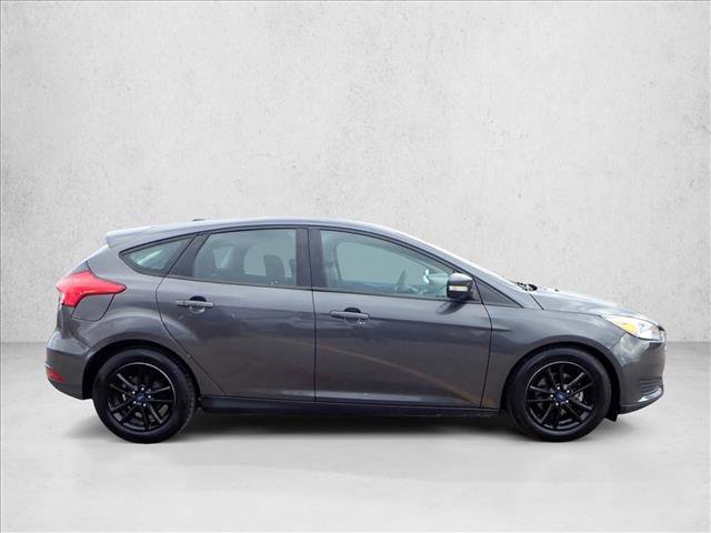 Used 2017 Ford Focus SE image 5