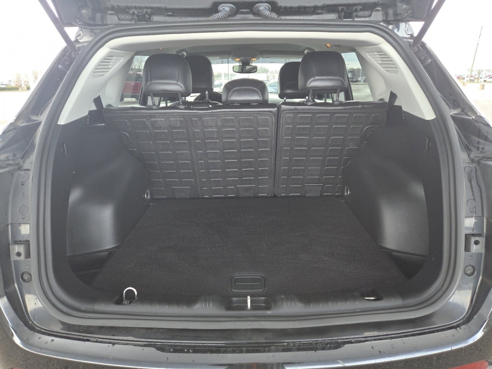 Used 2018 Jeep Compass Limited image 18