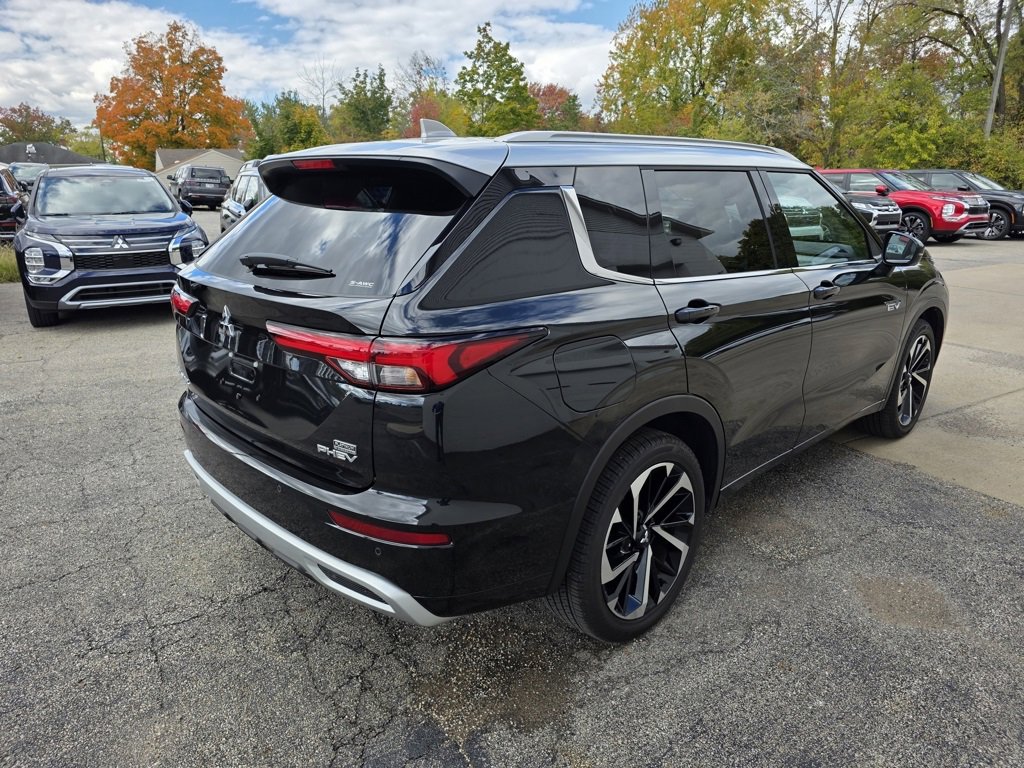 Used 2024 Mitsubishi Outlander SEL image 5