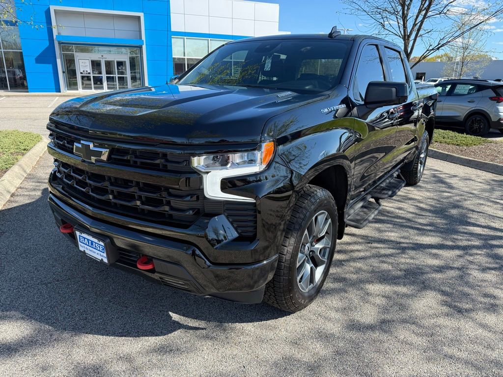 Used 2026 Chevrolet Silverado 1500 RST AWD/4WD image 9