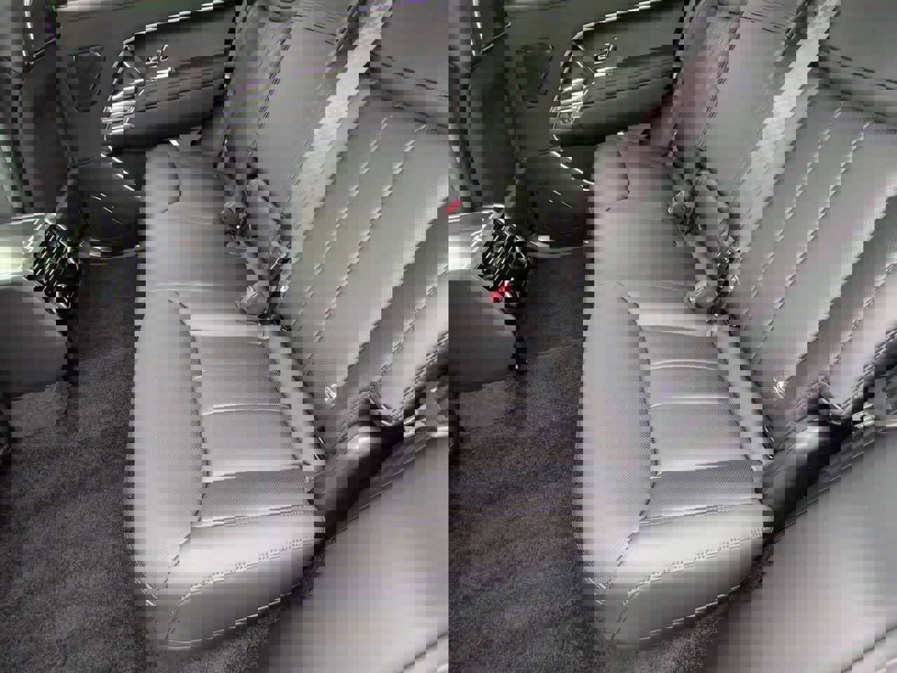 New 2026 Land Rover Range Rover Long Wheelbase Autobiography image 20