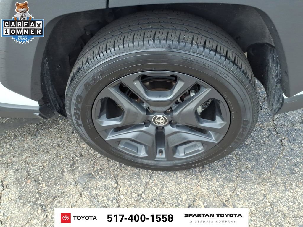 Used 2024 Toyota RAV4 Adventure AWD/4WD image 10