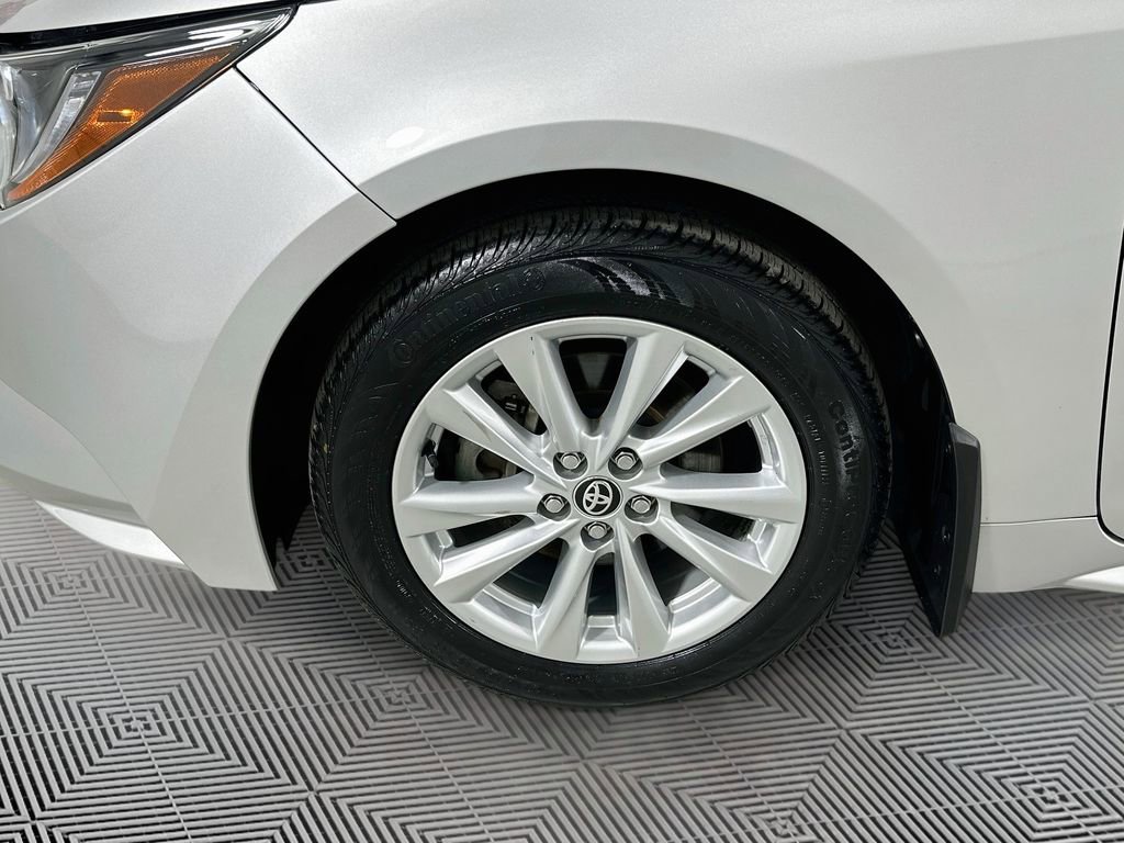Used 2023 Toyota Corolla LE w/ LE Convenience Package image 25