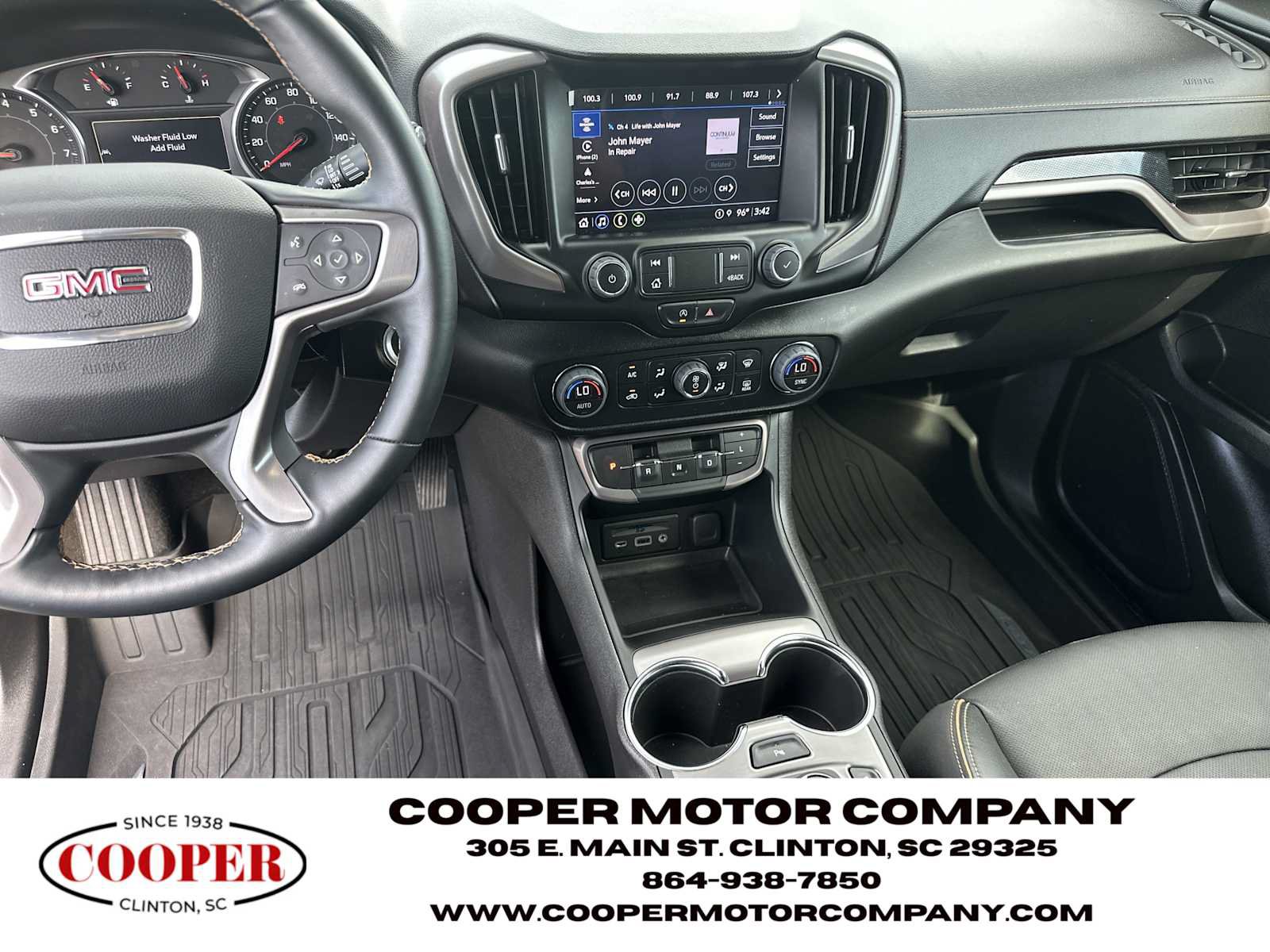 Used 2024 GMC Terrain AT4 w/ Tech Package AWD/4WD image 25