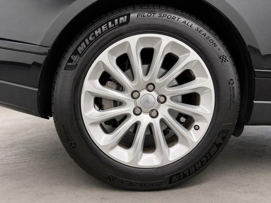 Used 2019 Land Rover Range Rover AWD/4WD image 96