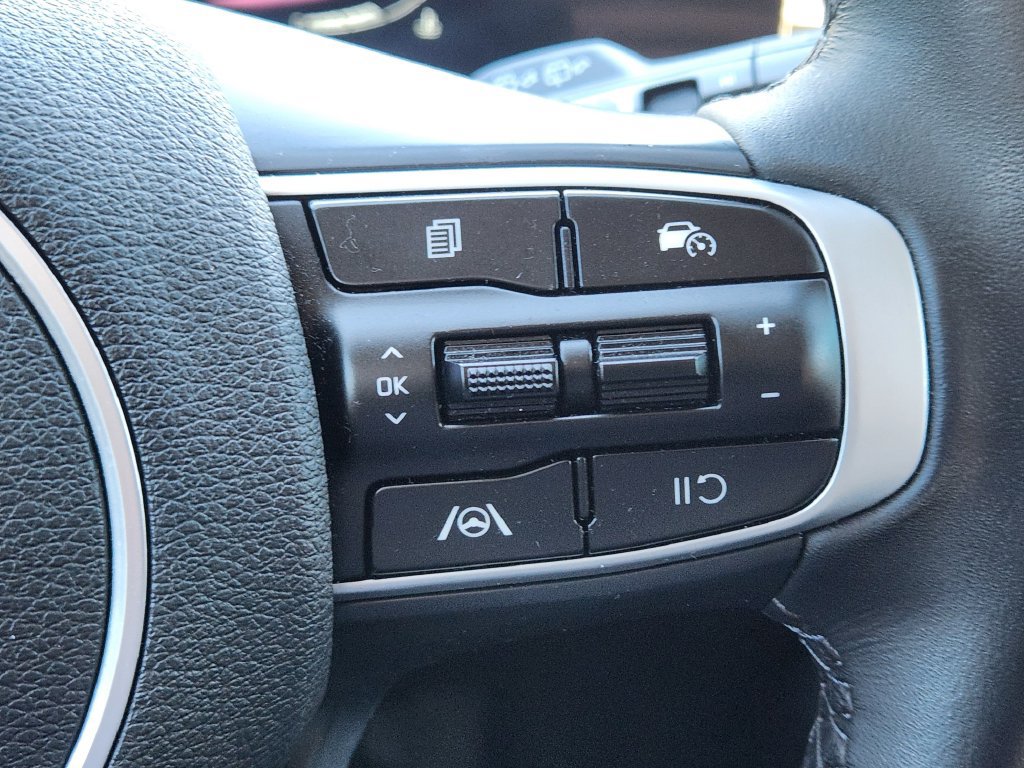 Certified 2024 Kia Sportage EX FWD image 32