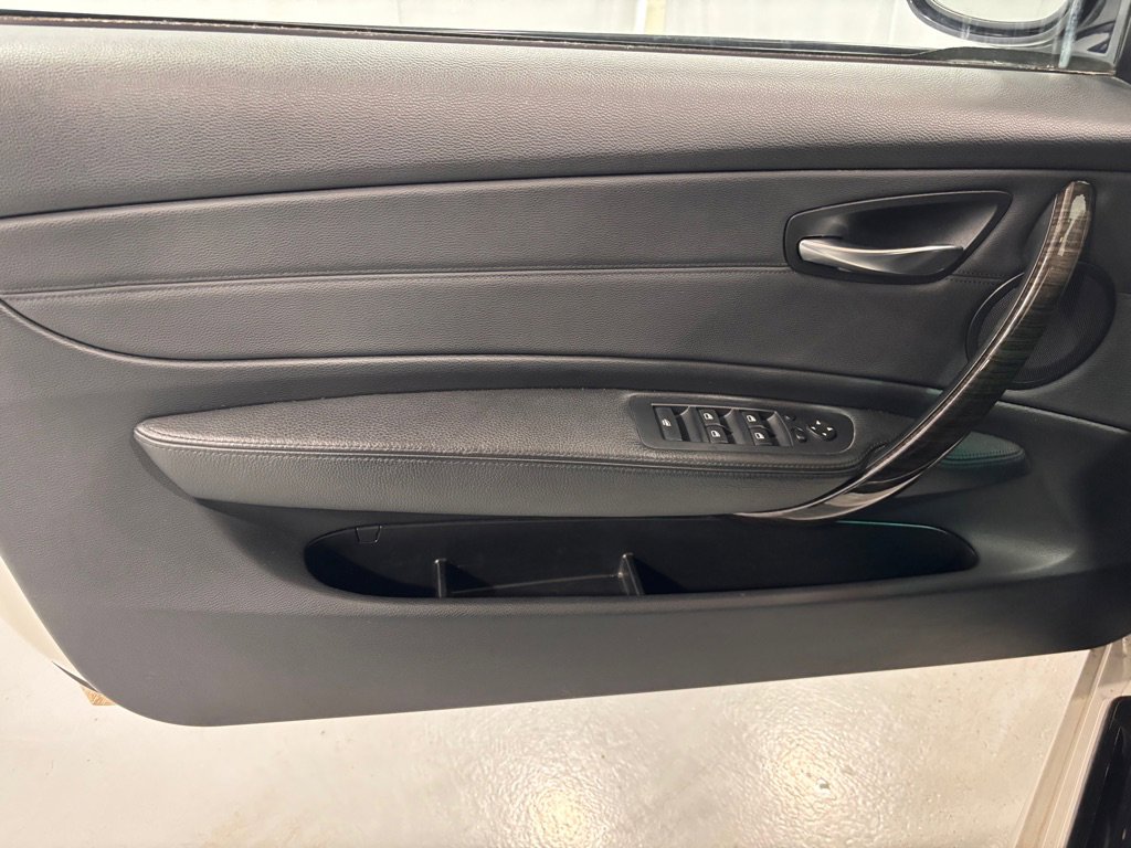 Used 2012 BMW 128i Convertible image 16