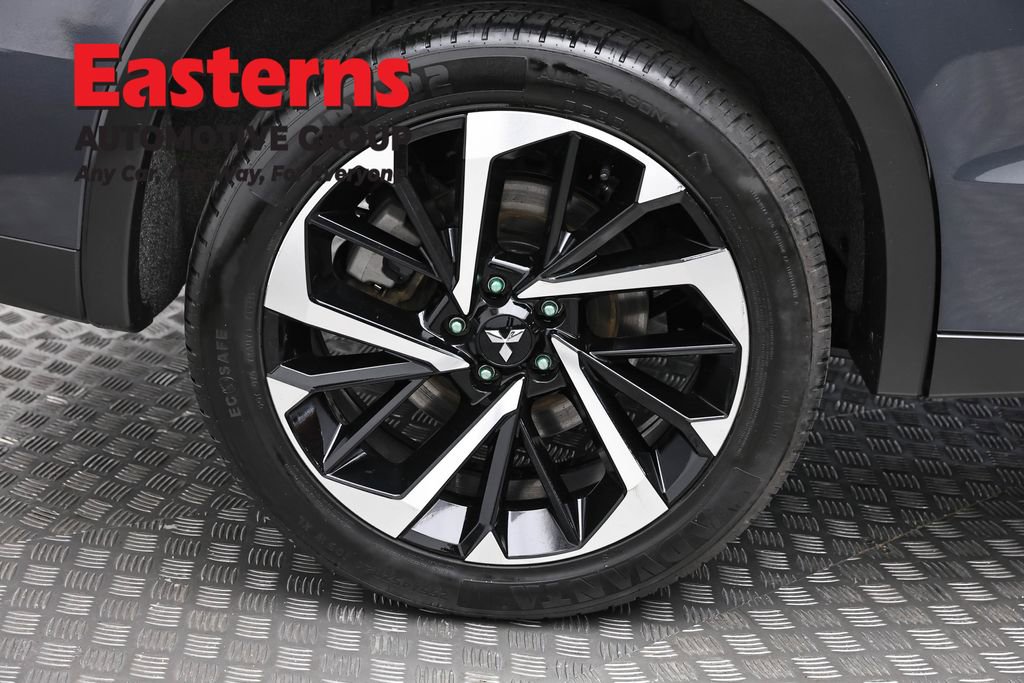 Used 2024 Mitsubishi Outlander SE AWD/4WD image 30