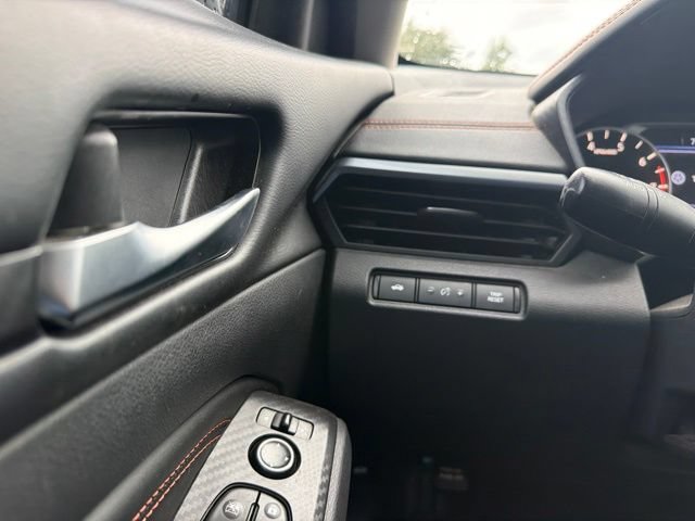 Used 2022 Nissan Altima 2.5 SR w/ Midnight Edition Package FWD image 12