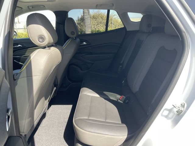 Used 2026 Chevrolet Trax ACTIV w/ Sunroof Package FWD image 24