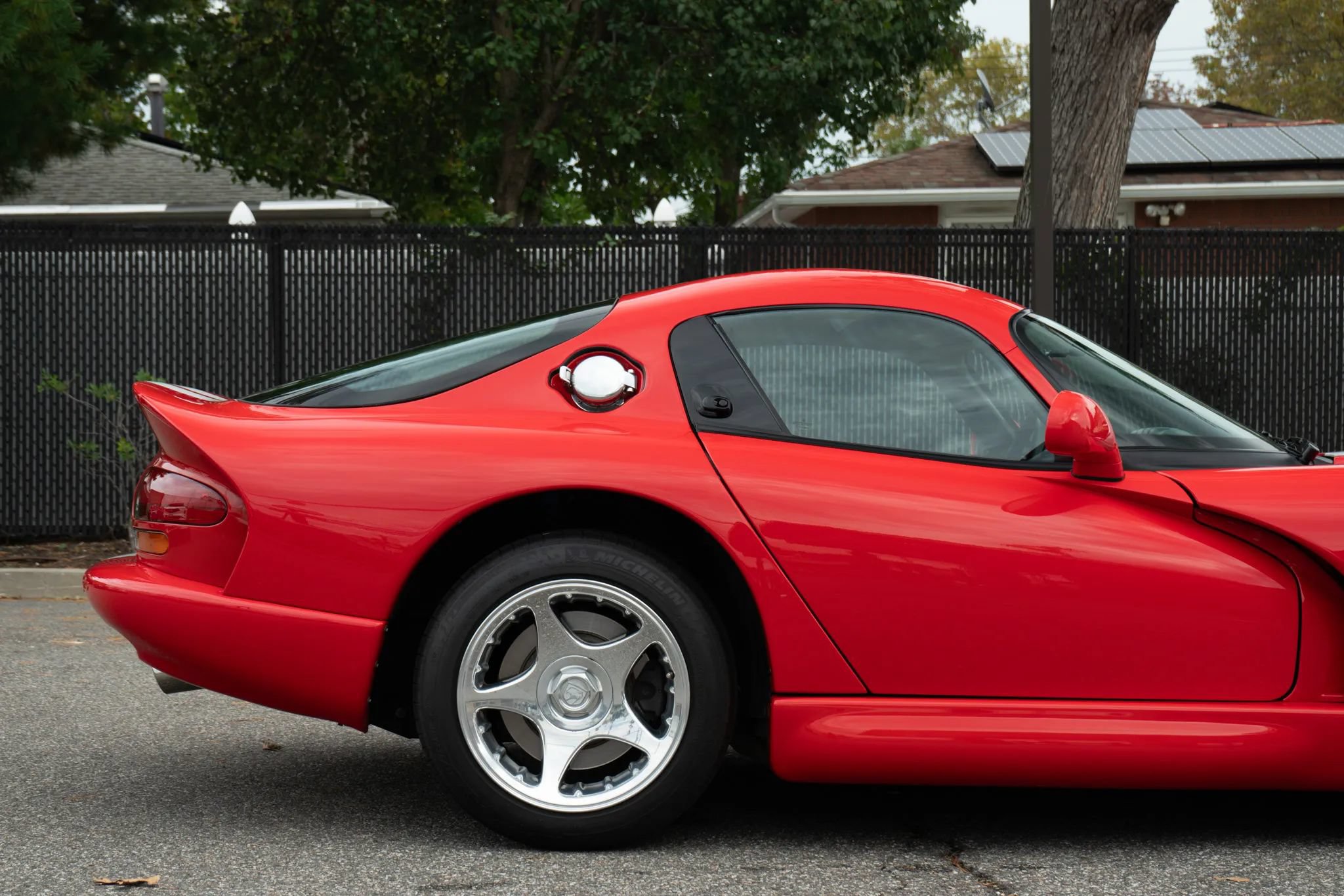 Used 1997 Dodge Viper GTS RWD image 44