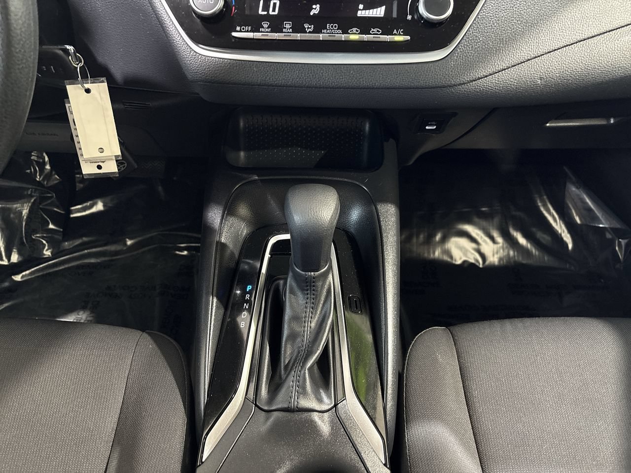 Certified 2024 Toyota Corolla LE FWD image 21
