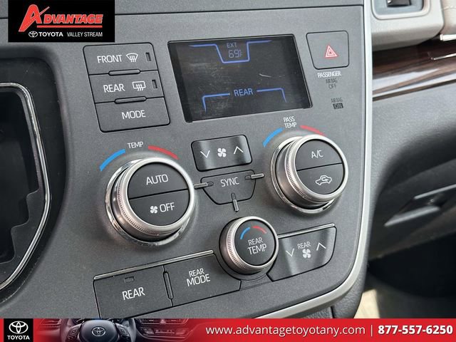Used 2020 Toyota Sienna Limited Premium image 34