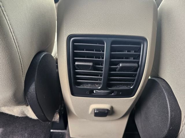 Used 2017 Ford Escape SE AWD/4WD image 19