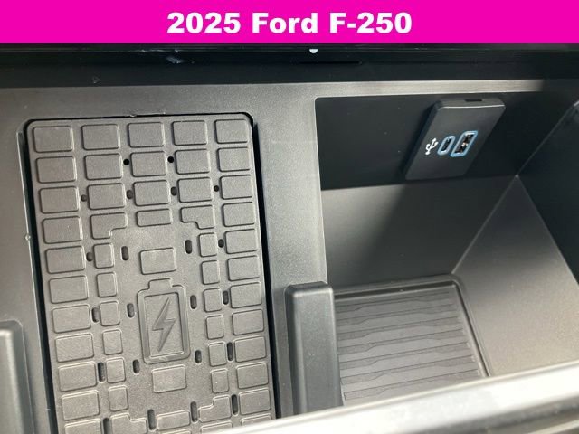 New 2025 Ford F250 Lariat w/ Lariat Ultimate Package image 35