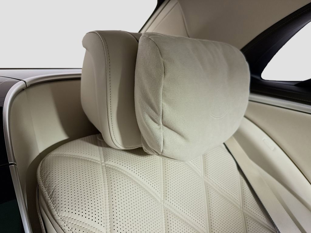 Used 2023 Mercedes-Benz Maybach S 680 4MATIC image 56