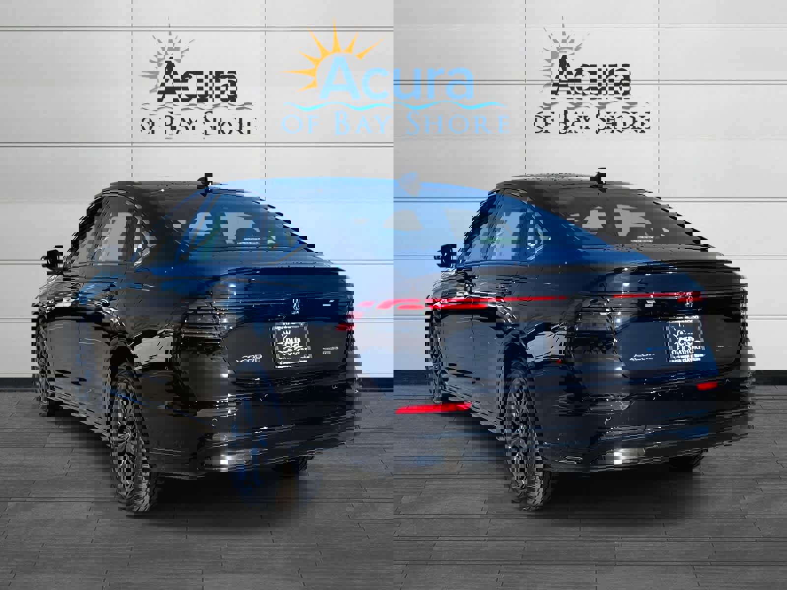 Used 2024 Honda Accord EX-L image 4