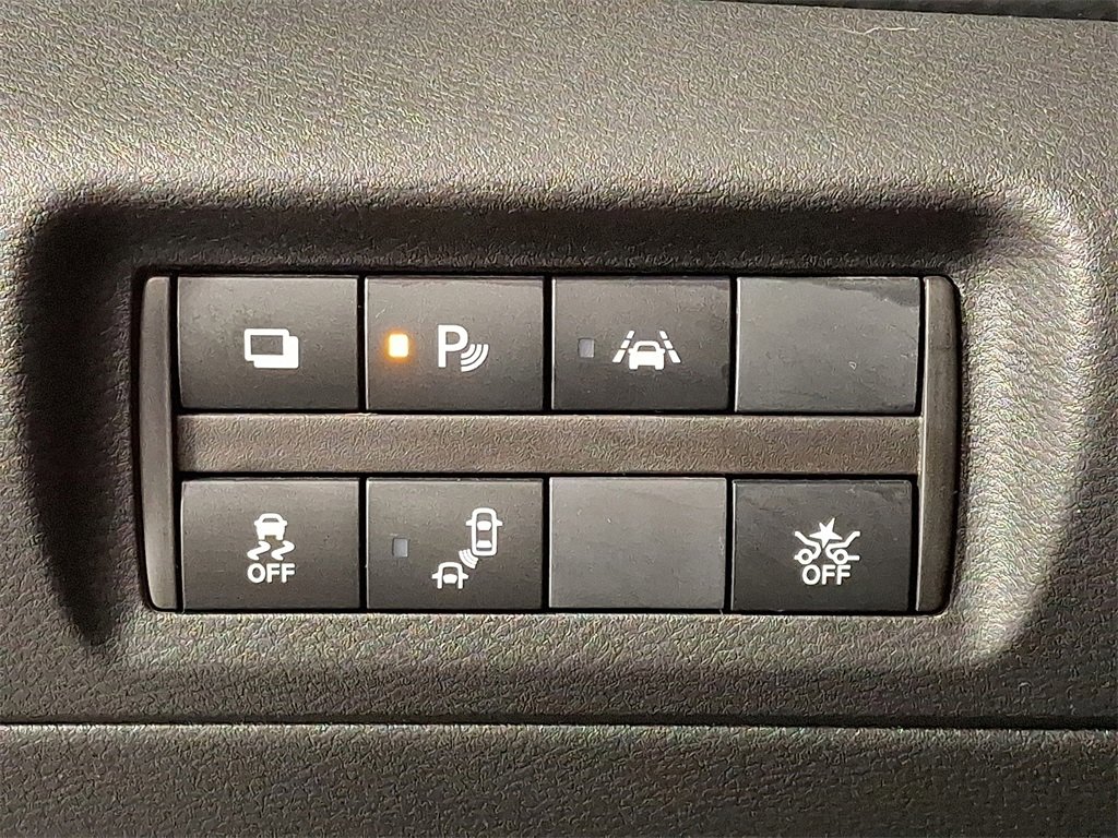 Used 2022 Nissan Kicks S image 28