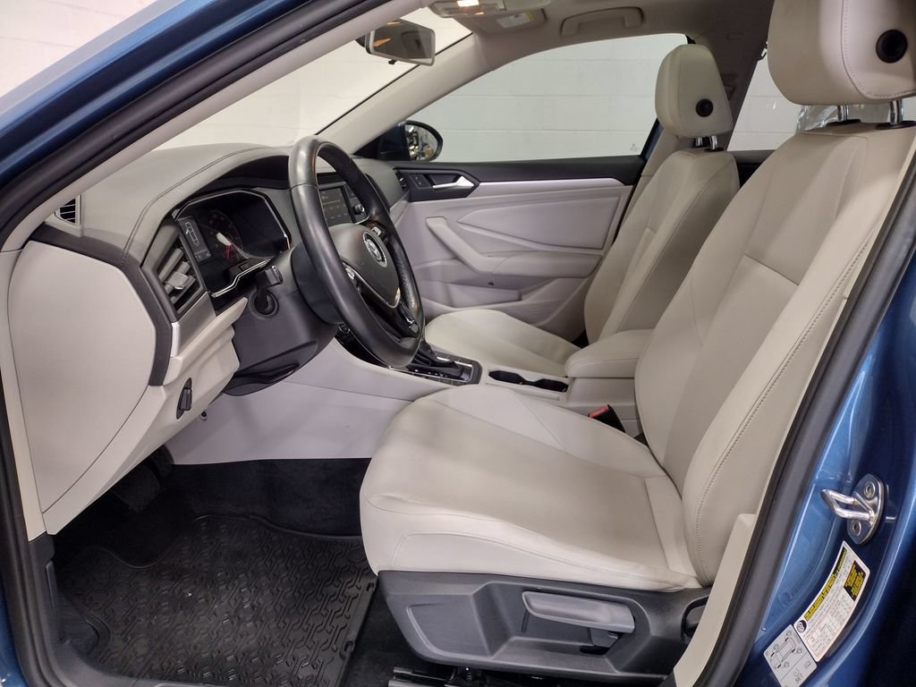 Used 2019 Volkswagen Jetta SE FWD image 20