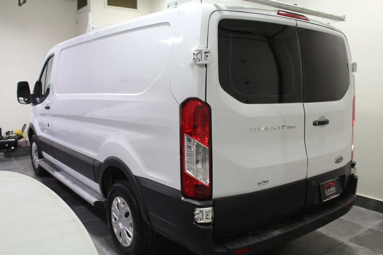 Used 2018 Ford Transit 250 130 Low Roof w/ Exterior Upgrade Package image 4