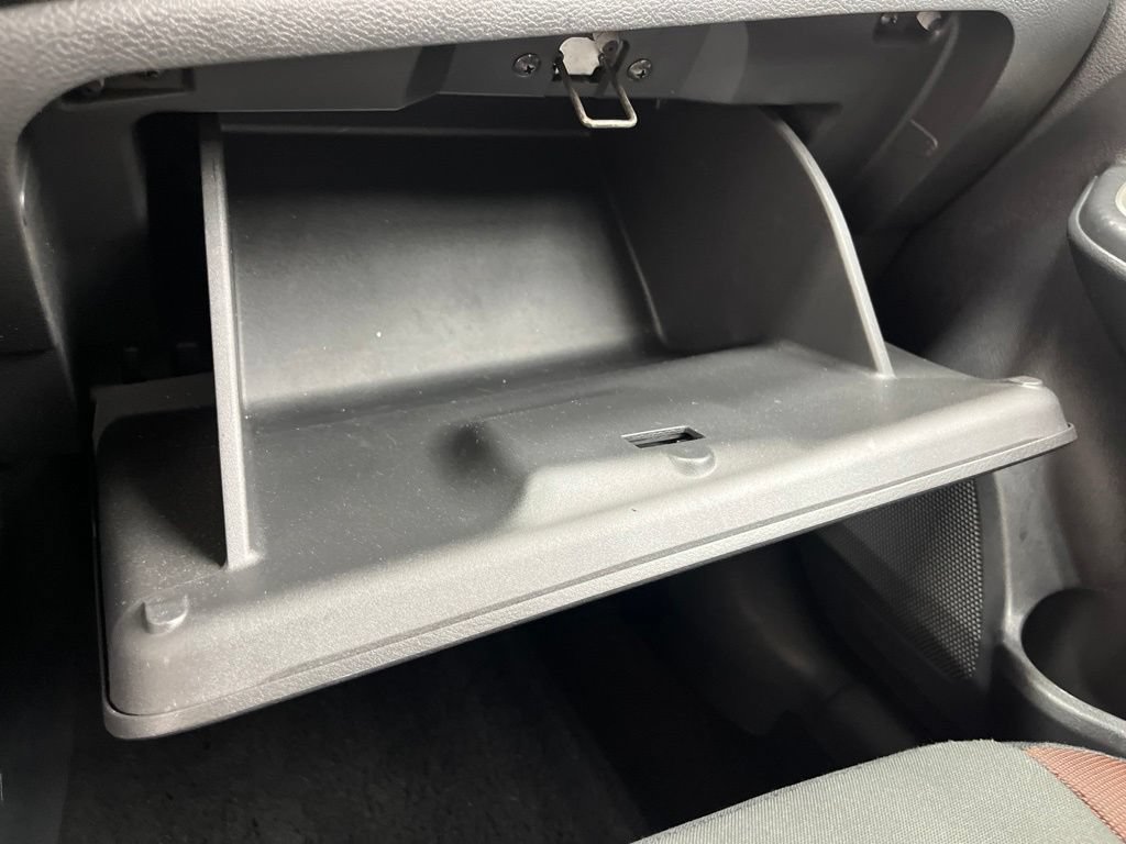 Used 2024 Nissan Versa SR FWD image 30