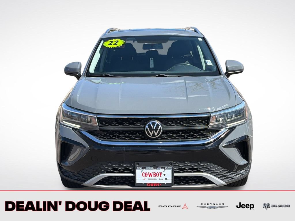 Used 2022 Volkswagen Taos SE FWD image 8