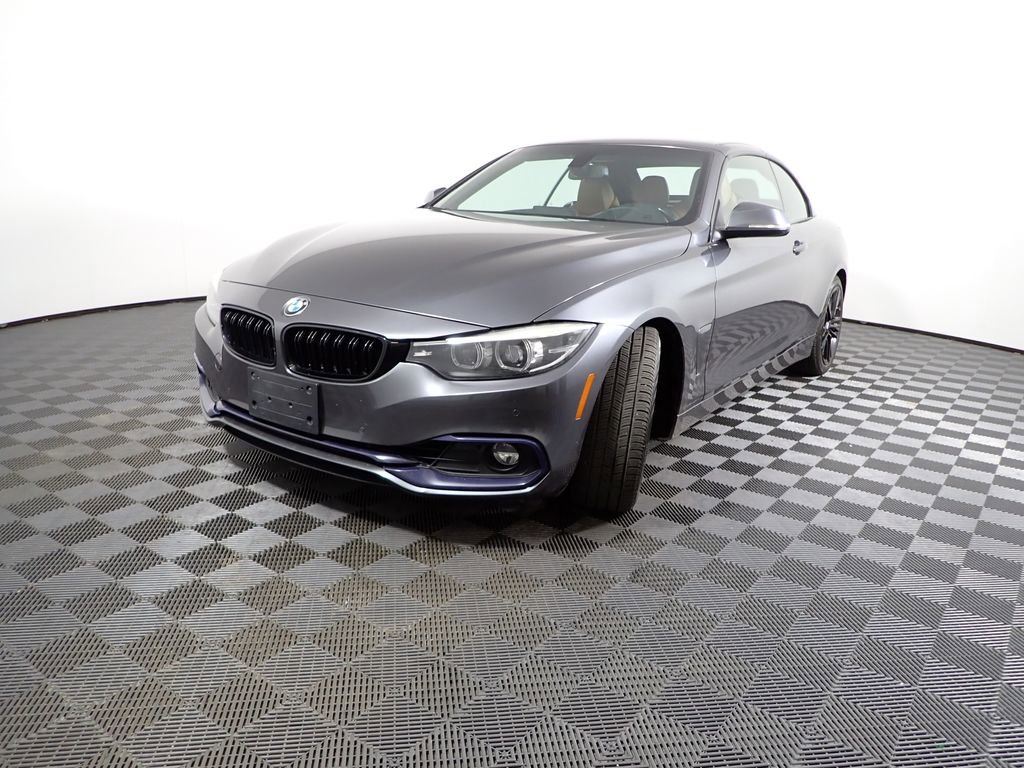 Used 2018 BMW 430i xDrive Convertible image 2