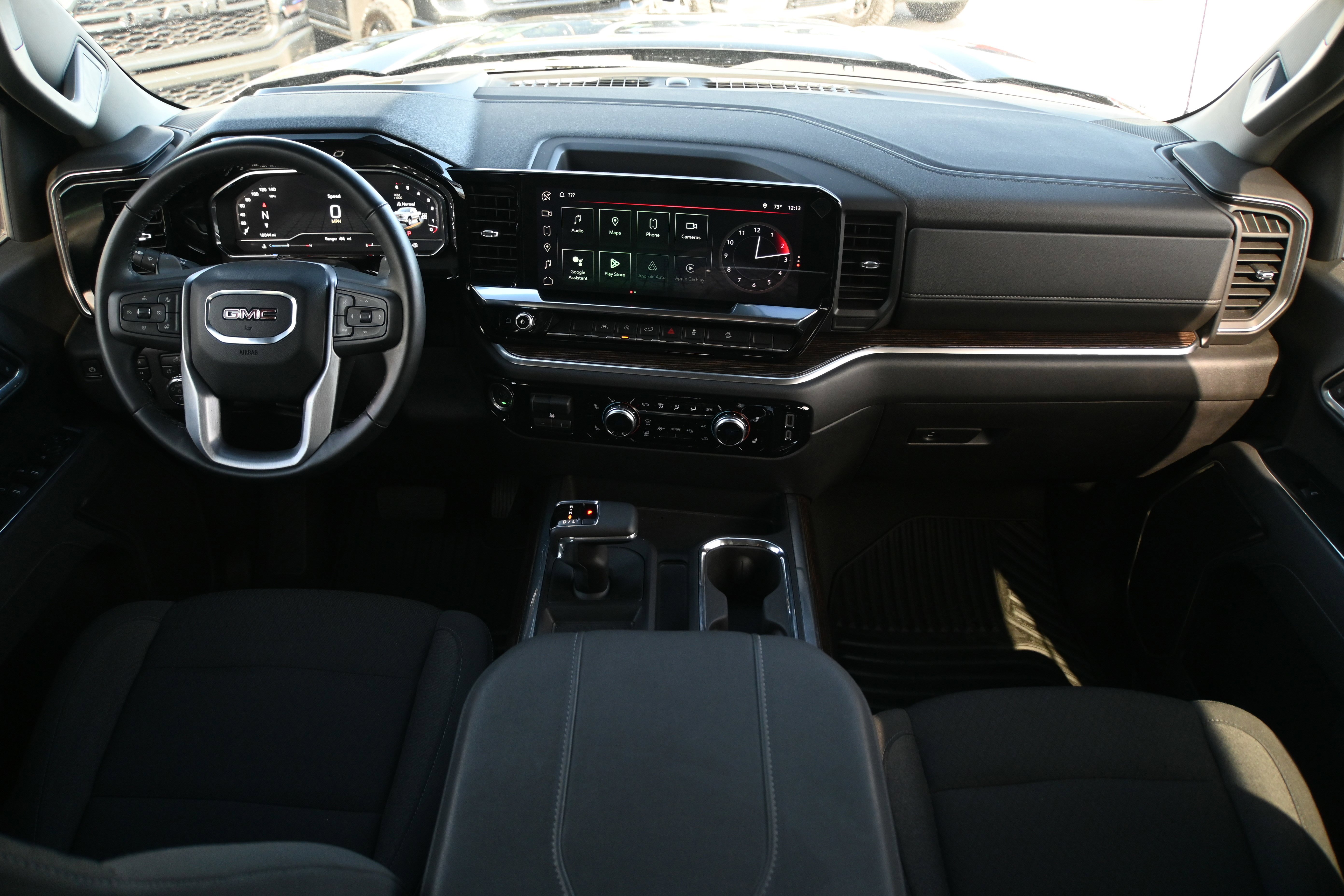 Used 2025 GMC Sierra 1500 Elevation w/ X31 Off-Road Package AWD/4WD image 31