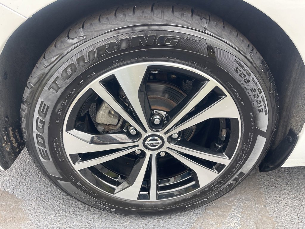 Certified 2022 Nissan Sentra SV w/ Trunk Package image 26