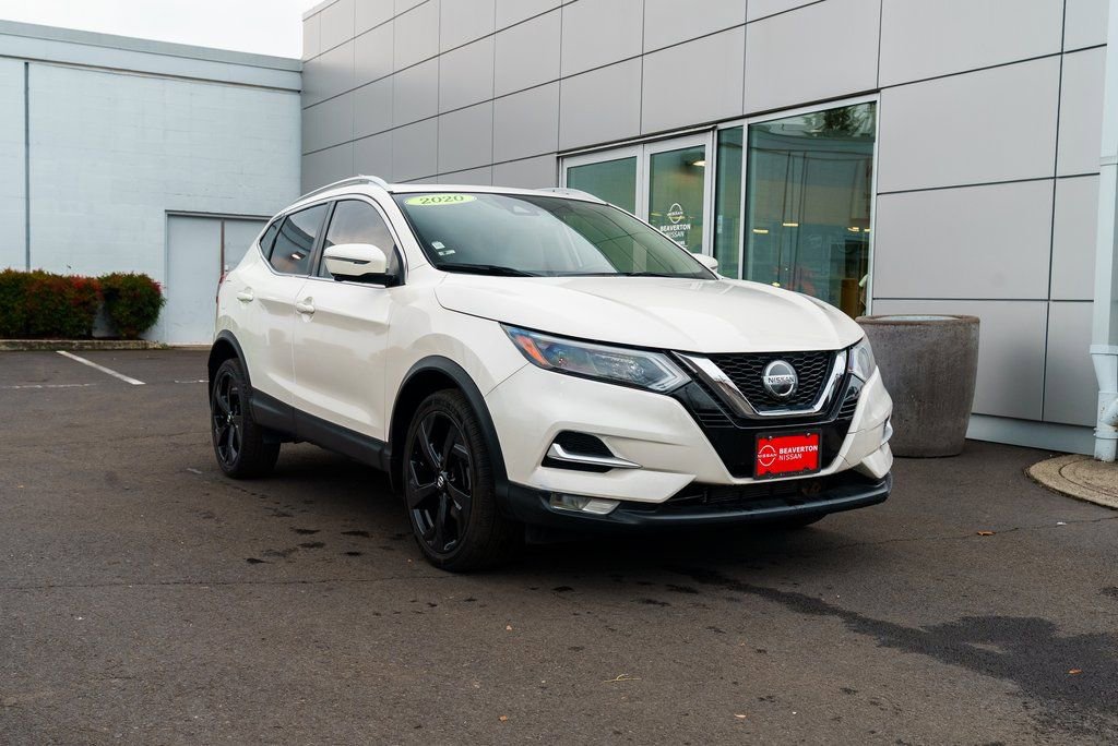 Used 2020 Nissan Rogue Sport SL w/ Premium Package FWD image 27