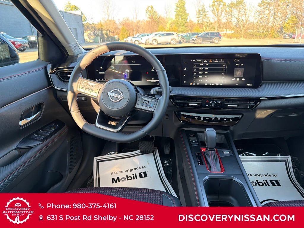 New 2026 Nissan Kicks SR w/ SR Premium Package FWD image 34