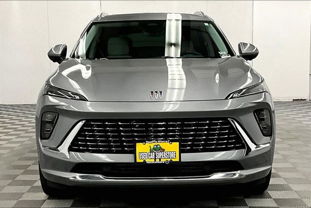 Used 2024 Buick Envision Avenir image 4