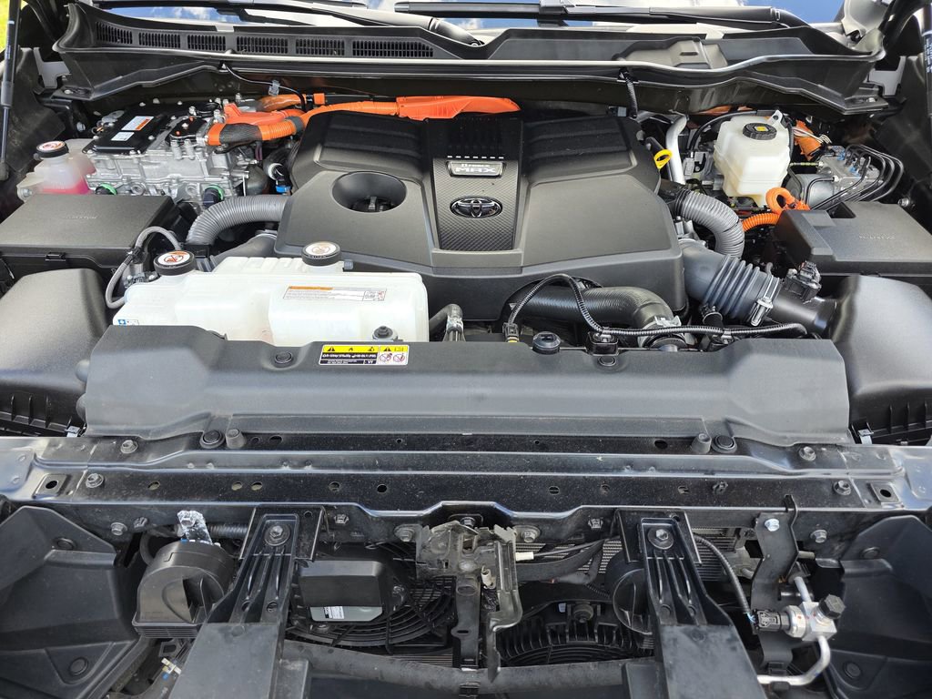 Used 2023 Toyota Sequoia TRD Pro AWD/4WD image 33