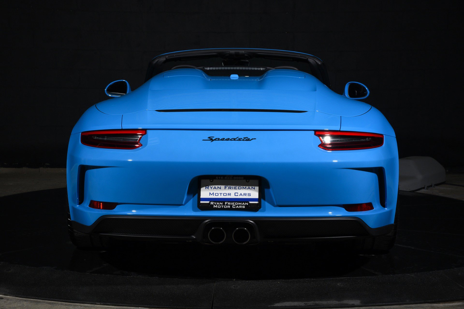 Used 2019 Porsche 911 Speedster RWD image 15