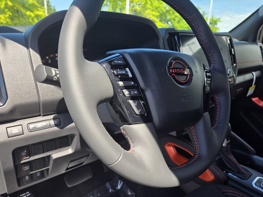 New 2026 Nissan Frontier PRO-4X w/ Tow Package AWD/4WD image 11