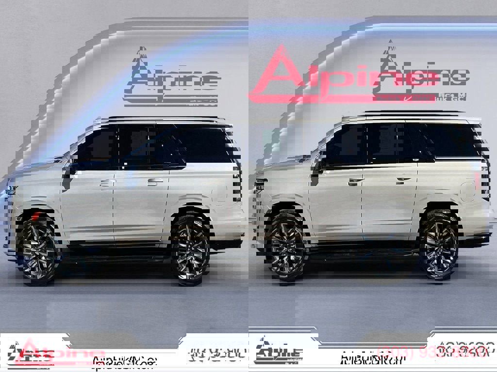 Used 2023 Cadillac Escalade ESV Sport Platinum image 2