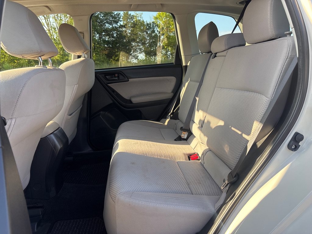 Used 2018 Subaru Forester 2.5i Premium AWD/4WD image 12